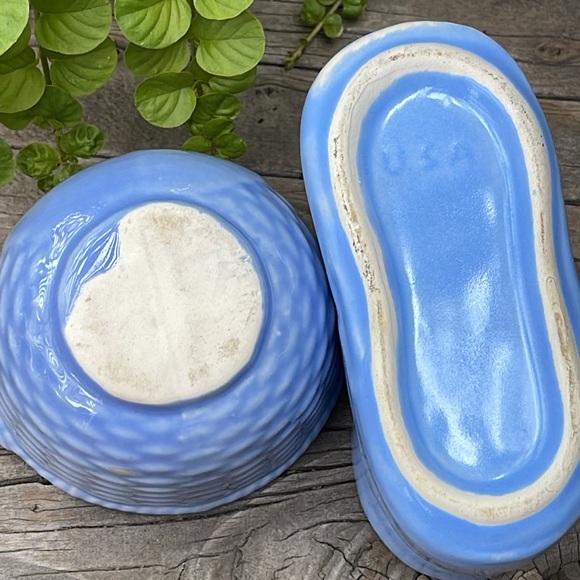 Vintage Blue Bundle of 2 :: Basketweave Dish and Baby Shoe Planter - Picture 5 of 11